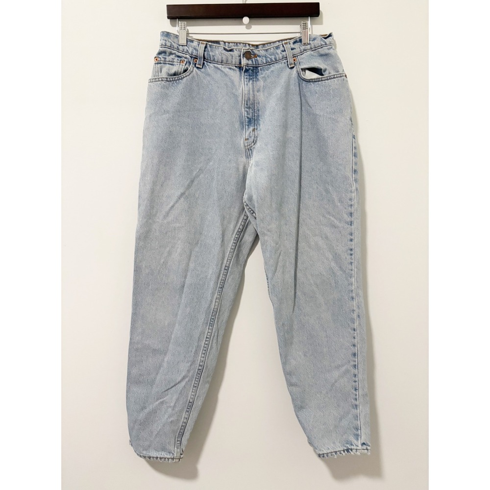 Levi's 550 Jeans Women 16 Reg S Light Wash Relaxed Fit Tapered Leg Made in USA